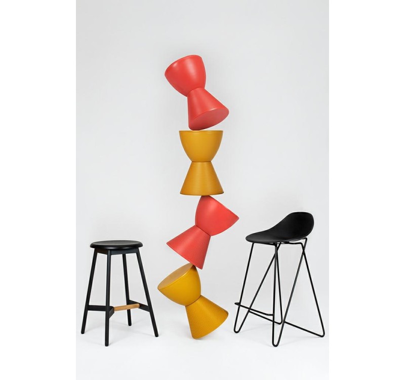 Stołek TAMBURO pastelowy koralowy - polipropylen