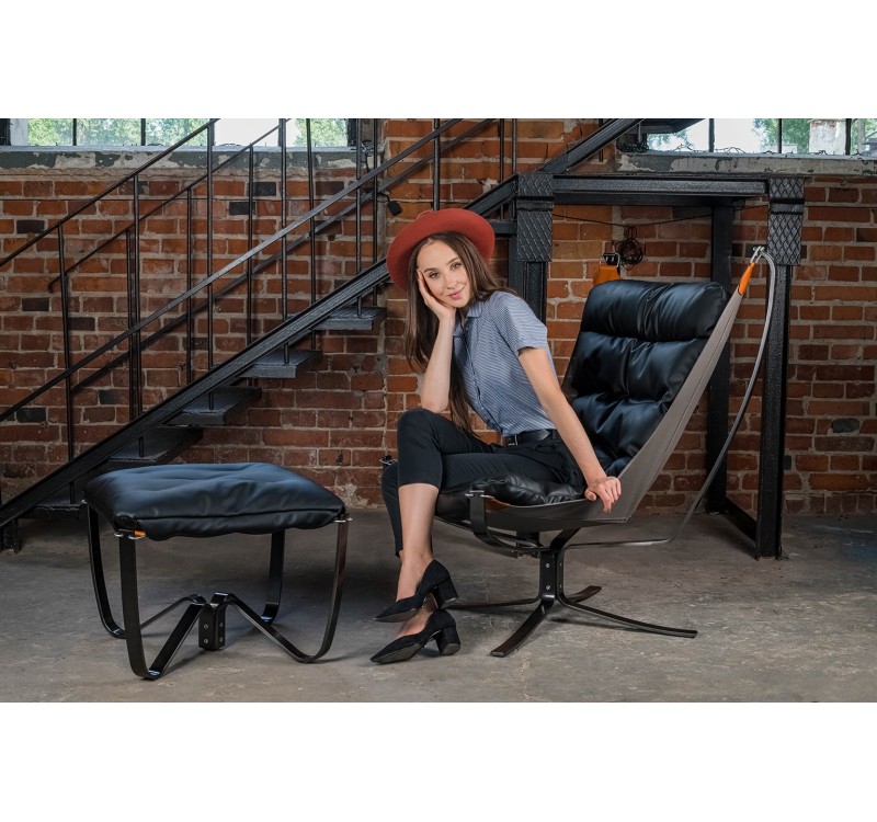 Fotel ARNI HIGH z podnóżkiem czarny - ekoskóra, stal szczotkowana