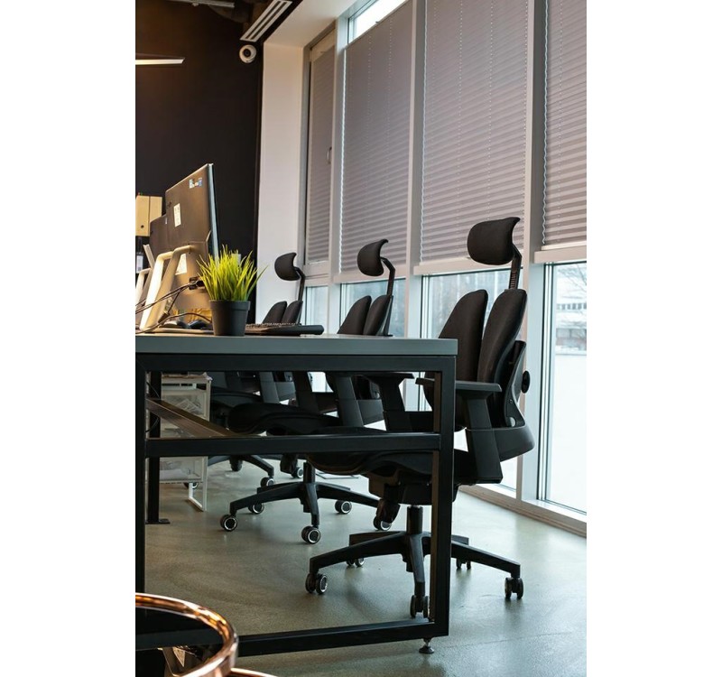 Fotel biurowy VENTILER czarny