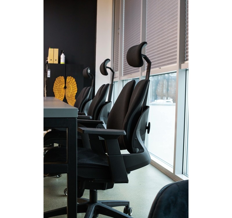 Fotel biurowy VENTILER czarny