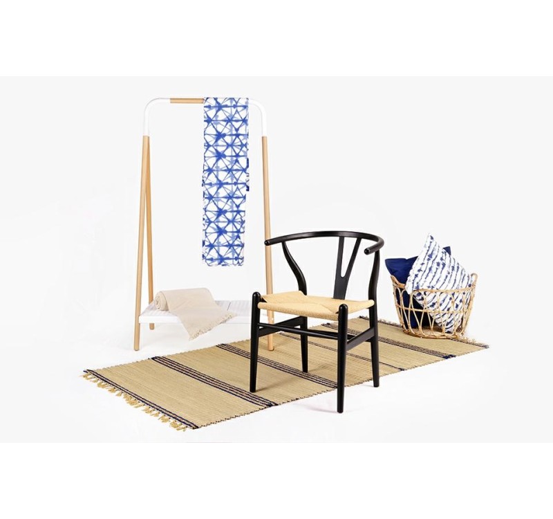 Krzesło WISHBONE czarne - drewno bukowe, naturalne włókno