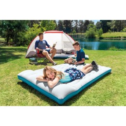 Materac dmuchany dwuosobowy kempingowy 193x127x17 cm łóżko z zagłówkiem INTEX 67999